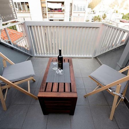 The Roof - Luxury Apartment Omiš Eksteriør billede