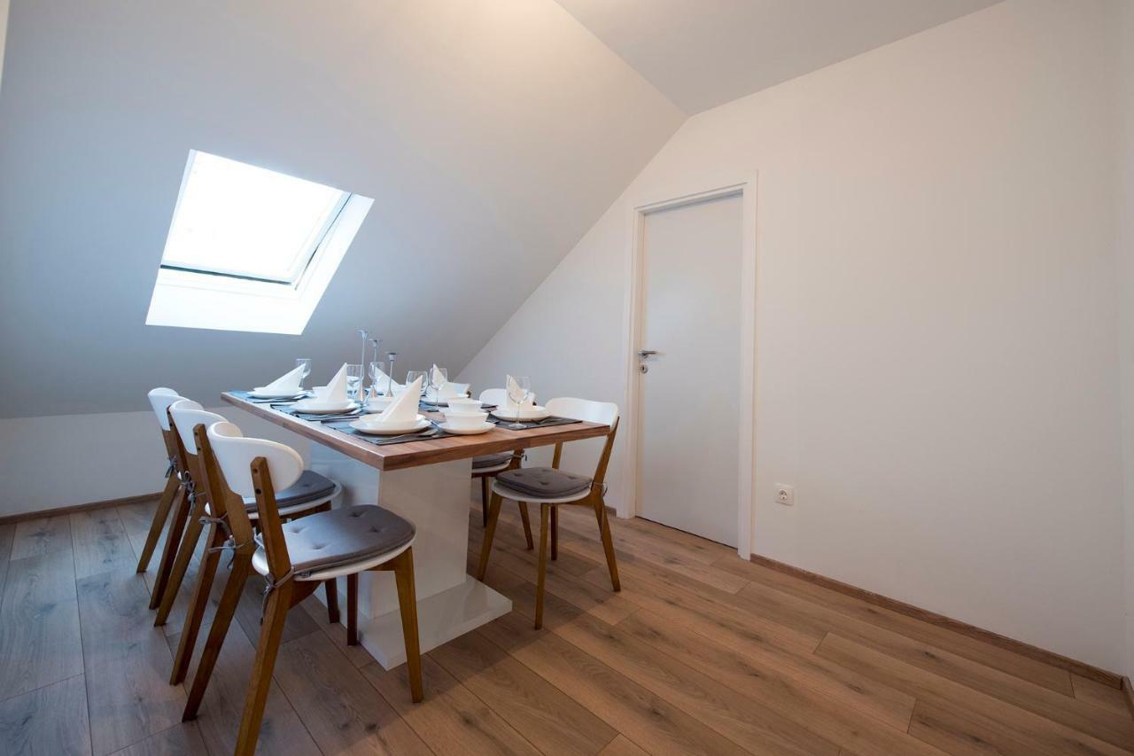 The Roof - Luxury Apartment Omiš Eksteriør billede