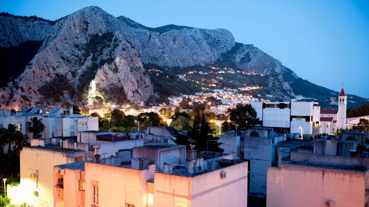 The Roof - Luxury Apartment Omiš Eksteriør billede