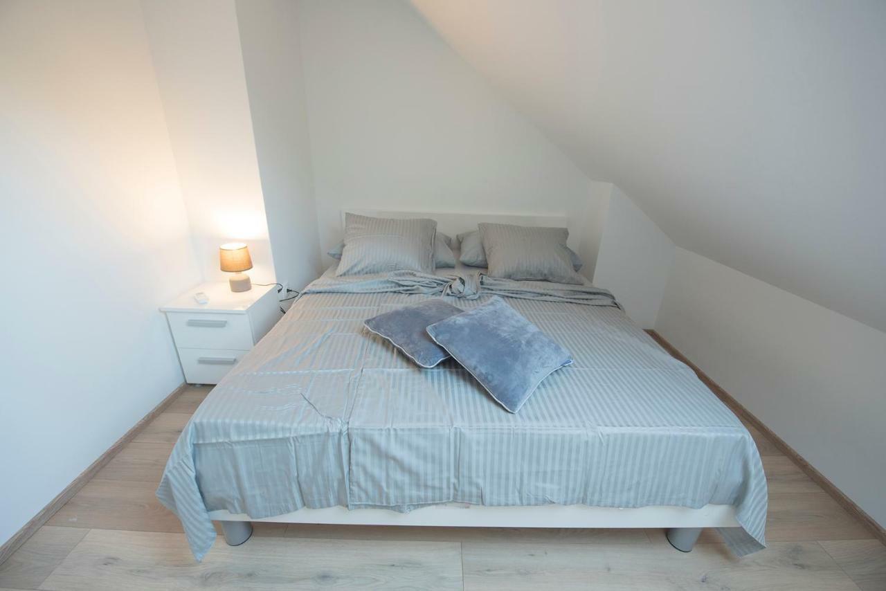 The Roof - Luxury Apartment Omiš Eksteriør billede